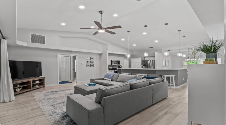 Rotonda West, Florida 33947, 3 Bedroom Bedrooms, ,2 Bathroombathrooms,Residential,For Sale,Crevalle,0,Mfrc7527305