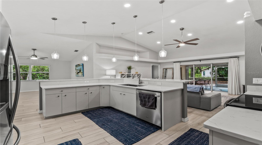 Rotonda West, Florida 33947, 3 Bedroom Bedrooms, ,2 Bathroombathrooms,Residential,For Sale,Crevalle,0,Mfrc7527305