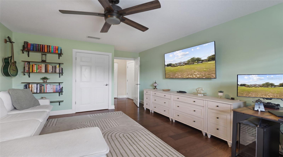 Guest Bedroom #3