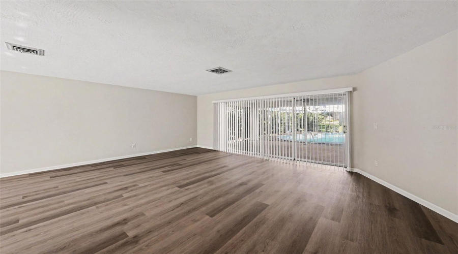 Palm Harbor, Florida 34683, 3 Bedroom Bedrooms, ,2 Bathroombathrooms,Residential,For Sale,15Th,0,Mfro6422541