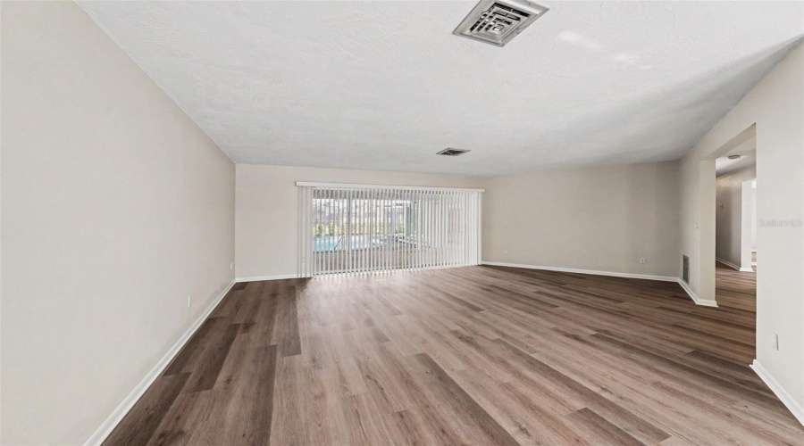 Palm Harbor, Florida 34683, 3 Bedroom Bedrooms, ,2 Bathroombathrooms,Residential,For Sale,15Th,0,Mfro6422541