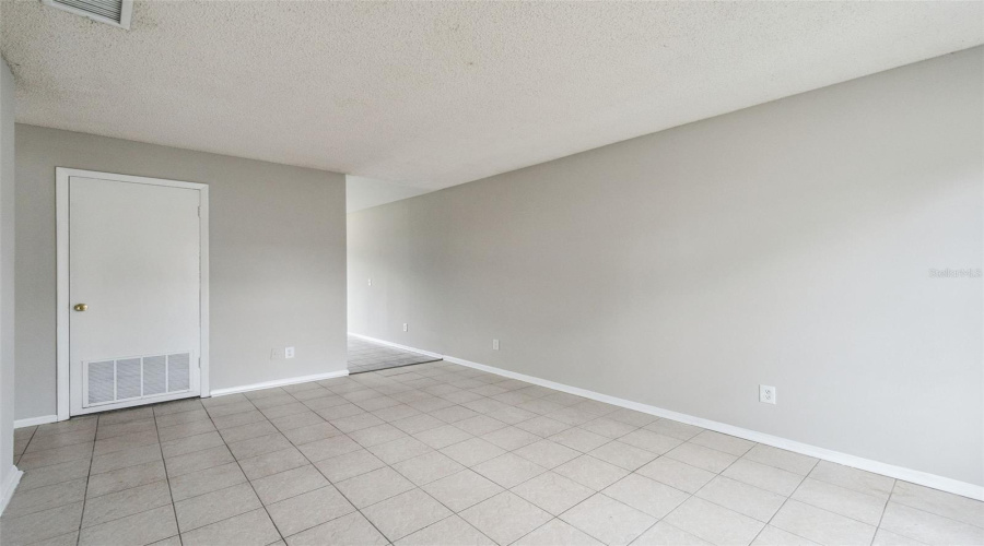 Kissimmee, Florida 34743, 3 Bedroom Bedrooms, ,2 Bathroombathrooms,Residential,For Sale,Lake Villa,0,Mfro6413875