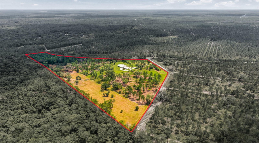 Silver Springs, Florida 34488, 4 Bedroom Bedrooms, ,3 Bathroombathrooms,Residential,For Sale,1St Street,0,Mfrom727438
