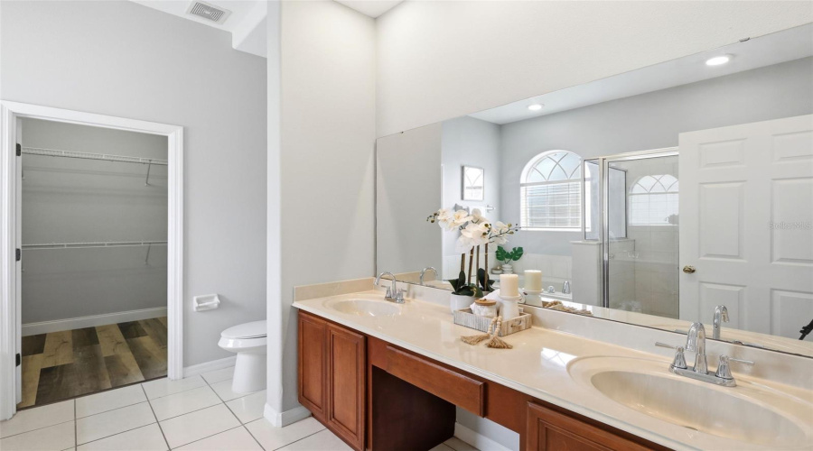 Orlando, Florida 32824, 5 Bedroom Bedrooms, ,3 Bathroombathrooms,Residential,For Sale,Sand Arbor,0,Mfro6417887