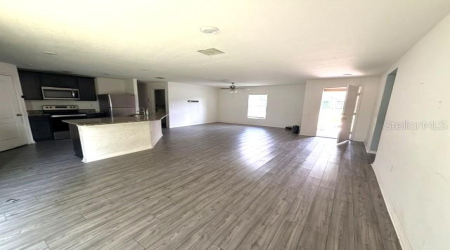 Deltona, Florida 32738, 3 Bedroom Bedrooms, ,2 Bathroombathrooms,Residential,For Sale,Apple Orchard,0,Mfro6429478