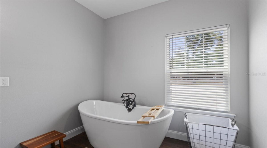 Chiefland, Florida 32626, 3 Bedroom Bedrooms, ,2 Bathroombathrooms,Residential,For Sale,73Rd,0,Mfrgc539448