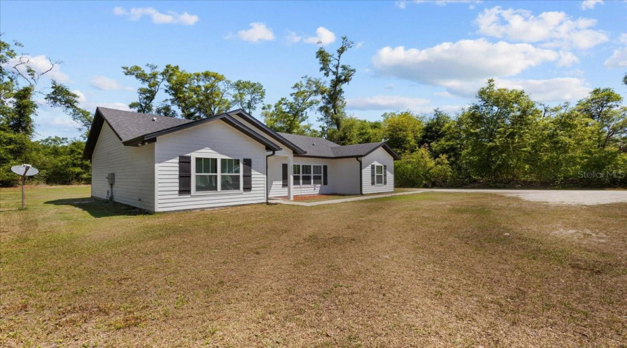 Chiefland, Florida 32626, 3 Bedroom Bedrooms, ,2 Bathroombathrooms,Residential,For Sale,73Rd,0,Mfrgc539448