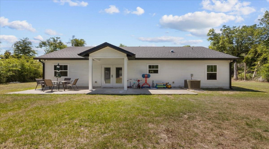 Chiefland, Florida 32626, 3 Bedroom Bedrooms, ,2 Bathroombathrooms,Residential,For Sale,73Rd,0,Mfrgc539448