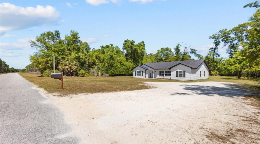 Chiefland, Florida 32626, 3 Bedroom Bedrooms, ,2 Bathroombathrooms,Residential,For Sale,73Rd,0,Mfrgc539448