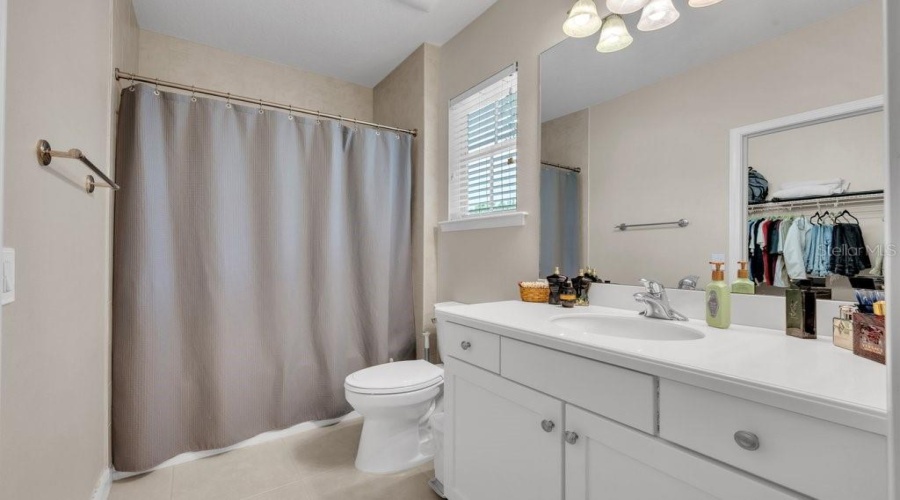 Lithia, Florida 33547, 4 Bedroom Bedrooms, ,4 Bathroombathrooms,Residential,For Sale,Ternglade,0,Mfrtb8540740