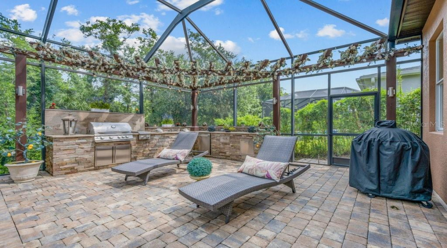 Lithia, Florida 33547, 4 Bedroom Bedrooms, ,4 Bathroombathrooms,Residential,For Sale,Ternglade,0,Mfrtb8540740