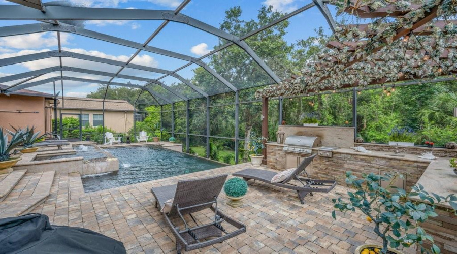 Lithia, Florida 33547, 4 Bedroom Bedrooms, ,4 Bathroombathrooms,Residential,For Sale,Ternglade,0,Mfrtb8540740