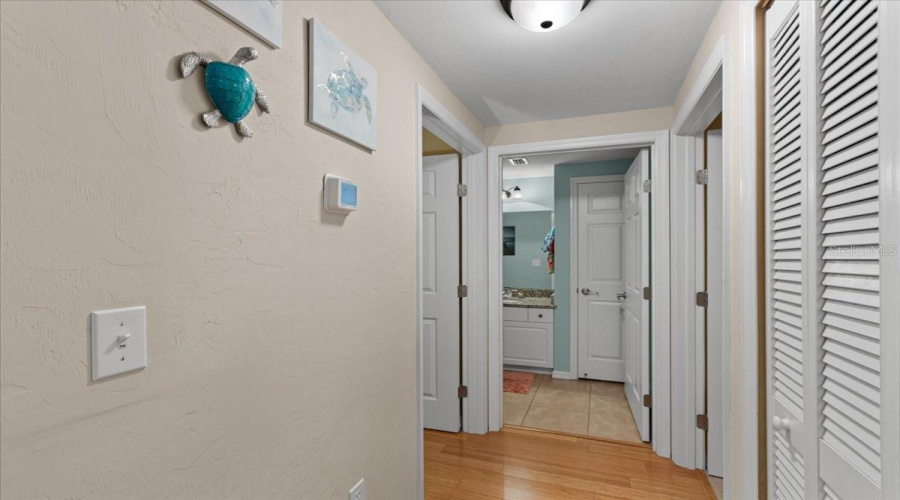 Suwannee, Florida 32692, 3 Bedroom Bedrooms, ,2 Bathroombathrooms,Residential,For Sale,910Th,0,Mfrgc539449