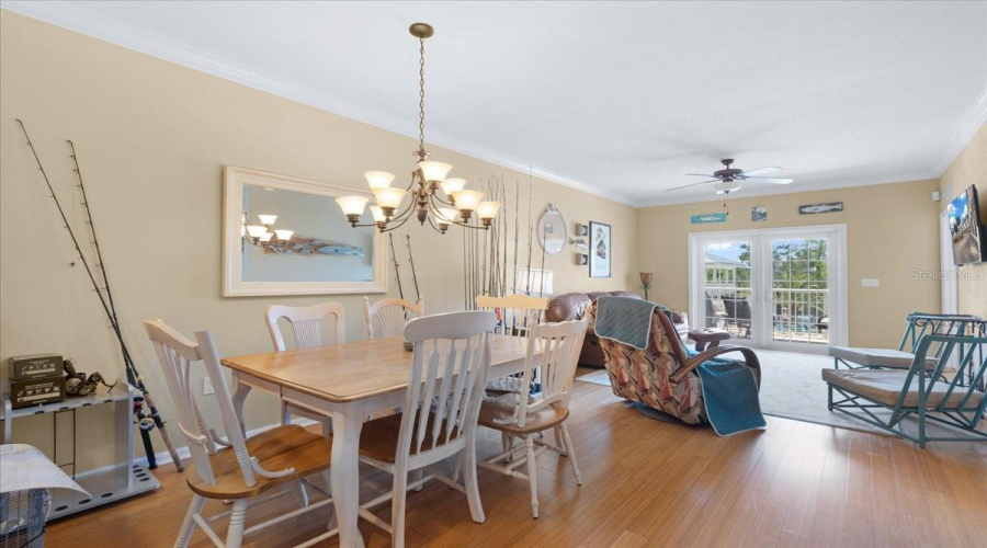 Suwannee, Florida 32692, 3 Bedroom Bedrooms, ,2 Bathroombathrooms,Residential,For Sale,910Th,0,Mfrgc539449