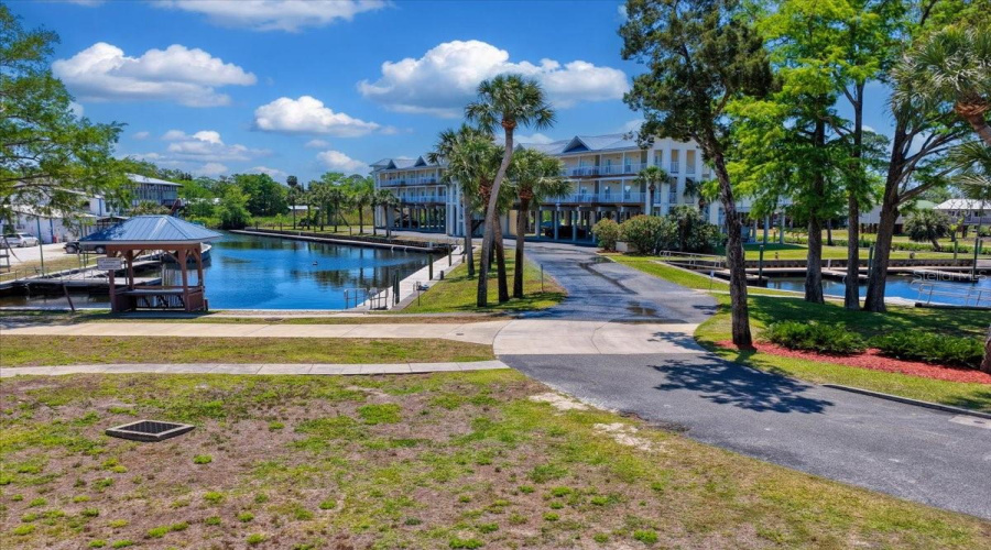 Suwannee, Florida 32692, 3 Bedroom Bedrooms, ,2 Bathroombathrooms,Residential,For Sale,910Th,0,Mfrgc539449