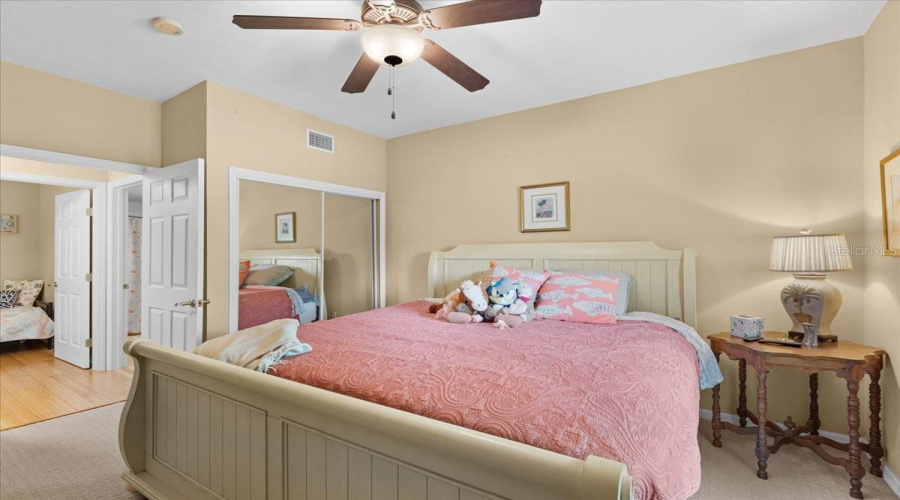 Suwannee, Florida 32692, 3 Bedroom Bedrooms, ,2 Bathroombathrooms,Residential,For Sale,910Th,0,Mfrgc539449