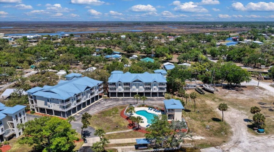 Suwannee, Florida 32692, 3 Bedroom Bedrooms, ,2 Bathroombathrooms,Residential,For Sale,910Th,0,Mfrgc539449
