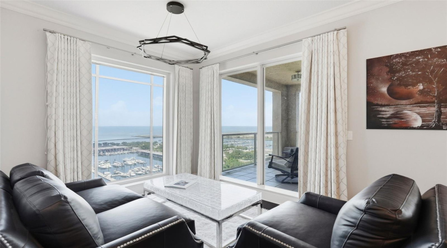St Petersburg, Florida 33701, 4 Bedroom Bedrooms, ,5 Bathroombathrooms,Residential,For Sale,Beach,0,Mfrtb8526851