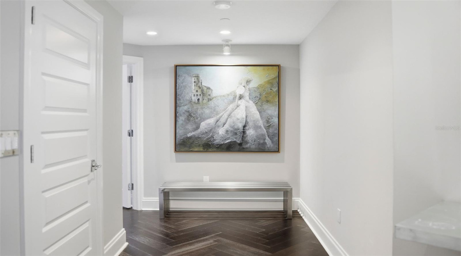 St Petersburg, Florida 33701, 4 Bedroom Bedrooms, ,5 Bathroombathrooms,Residential,For Sale,Beach,0,Mfrtb8526851