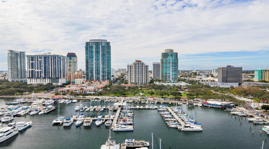 St Petersburg, Florida 33701, 4 Bedroom Bedrooms, ,5 Bathroombathrooms,Residential,For Sale,Beach,0,Mfrtb8526851