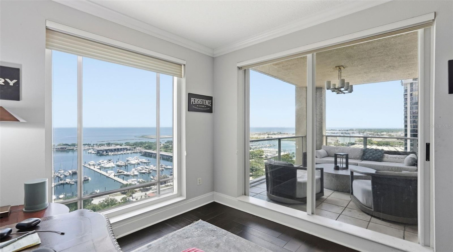 St Petersburg, Florida 33701, 4 Bedroom Bedrooms, ,5 Bathroombathrooms,Residential,For Sale,Beach,0,Mfrtb8526851