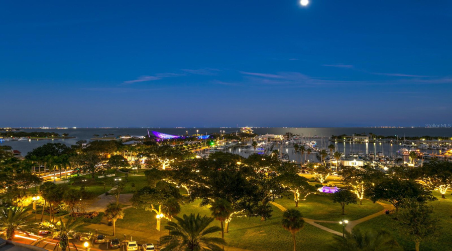 St Petersburg, Florida 33701, 4 Bedroom Bedrooms, ,5 Bathroombathrooms,Residential,For Sale,Beach,0,Mfrtb8526851