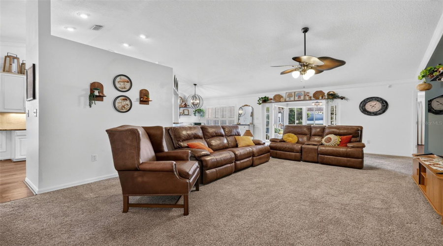 Eustis, Florida 32726, 3 Bedroom Bedrooms, ,2 Bathroombathrooms,Residential,For Sale,Townhill,0,Mfrg5116039
