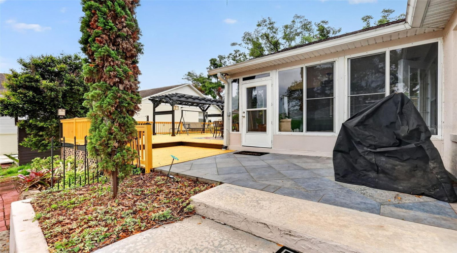 Eustis, Florida 32726, 3 Bedroom Bedrooms, ,2 Bathroombathrooms,Residential,For Sale,Townhill,0,Mfrg5116039