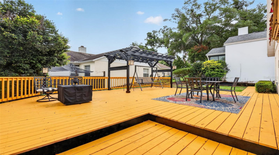Eustis, Florida 32726, 3 Bedroom Bedrooms, ,2 Bathroombathrooms,Residential,For Sale,Townhill,0,Mfrg5116039