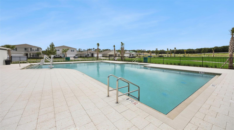 Apopka, Florida 32712, 5 Bedroom Bedrooms, ,3 Bathroombathrooms,Residential,For Sale,Marshelder,0,Mfro6424735