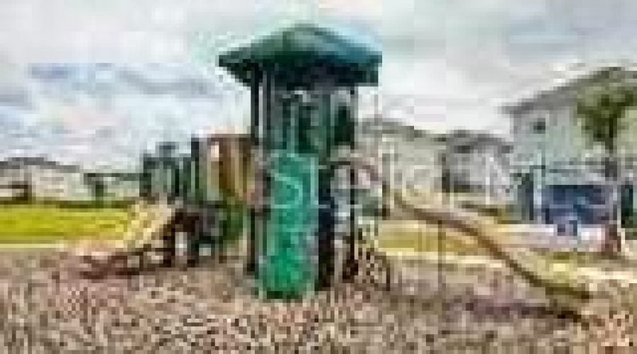 Apopka, Florida 32712, 5 Bedroom Bedrooms, ,3 Bathroombathrooms,Residential,For Sale,Marshelder,0,Mfro6424735
