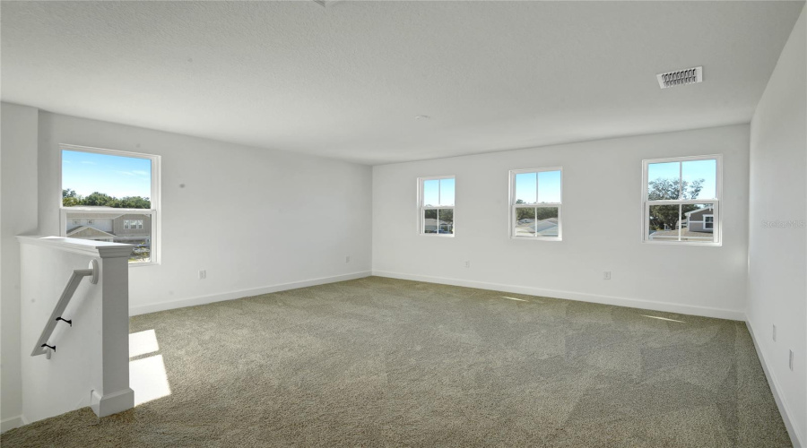 Mount Dora, Florida 32757, 4 Bedroom Bedrooms, ,3 Bathroombathrooms,Residential,For Sale,Cloud Ridge,0,Mfrs5149233