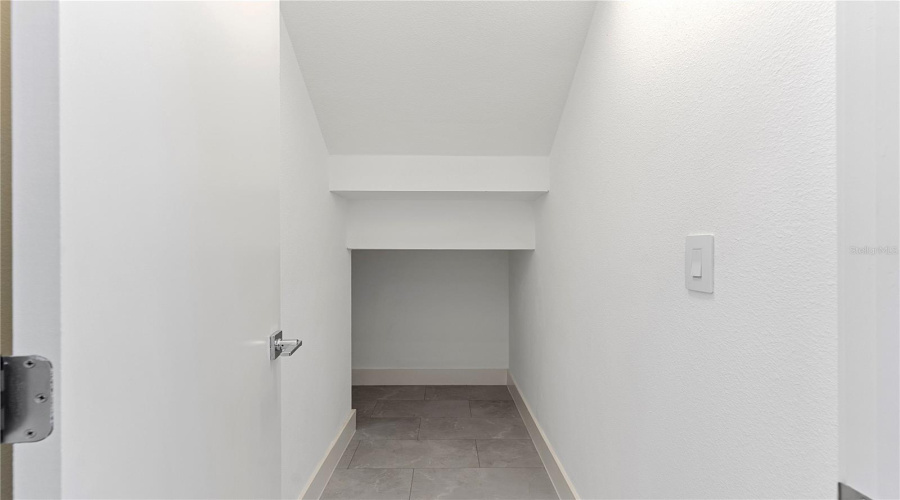 Tampa, Florida 33614, 3 Bedroom Bedrooms, ,3 Bathroombathrooms,Residential,For Sale,Fontanarosa Village,0,Mfrtb8534356