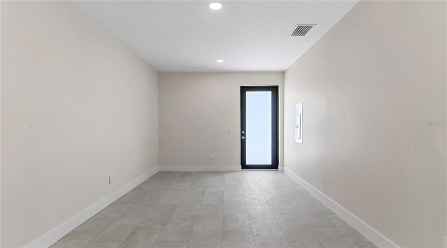 Tampa, Florida 33614, 3 Bedroom Bedrooms, ,3 Bathroombathrooms,Residential,For Sale,Fontanarosa Village,0,Mfrtb8534356