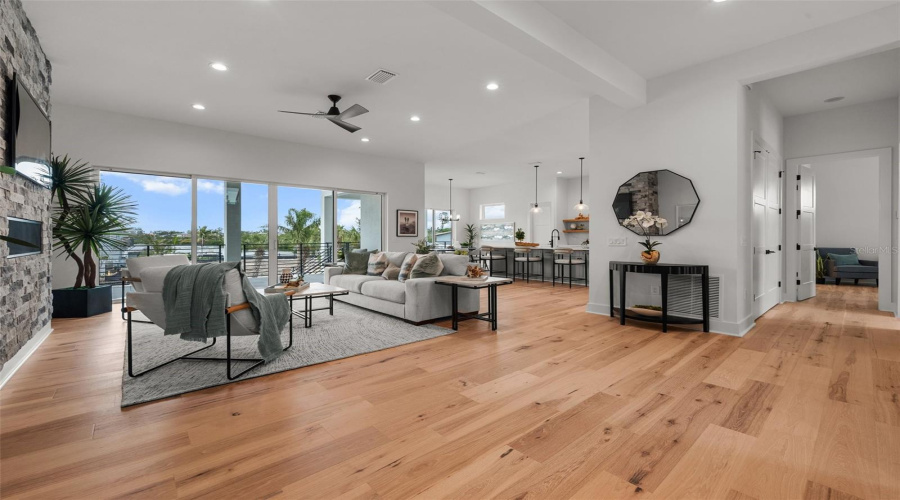 Longboat Key, Florida 34228, 5 Bedroom Bedrooms, ,5 Bathroombathrooms,Residential,For Sale,Buttonwood,0,Mfra4640902