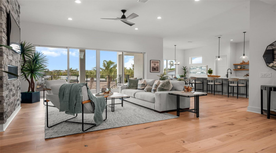Longboat Key, Florida 34228, 5 Bedroom Bedrooms, ,5 Bathroombathrooms,Residential,For Sale,Buttonwood,0,Mfra4640902