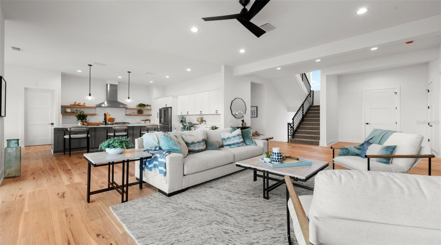 Longboat Key, Florida 34228, 5 Bedroom Bedrooms, ,5 Bathroombathrooms,Residential,For Sale,Buttonwood,0,Mfra4640902