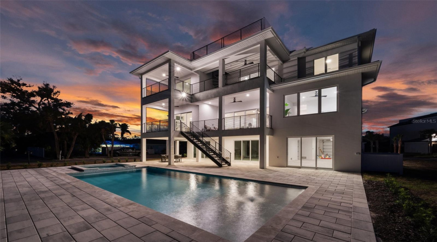 Longboat Key, Florida 34228, 5 Bedroom Bedrooms, ,5 Bathroombathrooms,Residential,For Sale,Buttonwood,0,Mfra4640902