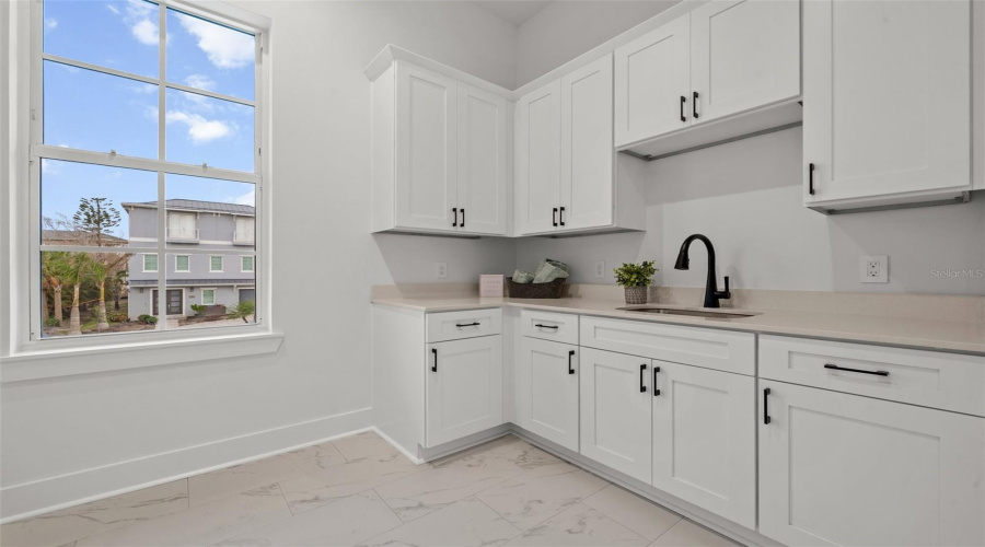 Longboat Key, Florida 34228, 5 Bedroom Bedrooms, ,5 Bathroombathrooms,Residential,For Sale,Buttonwood,0,Mfra4640902