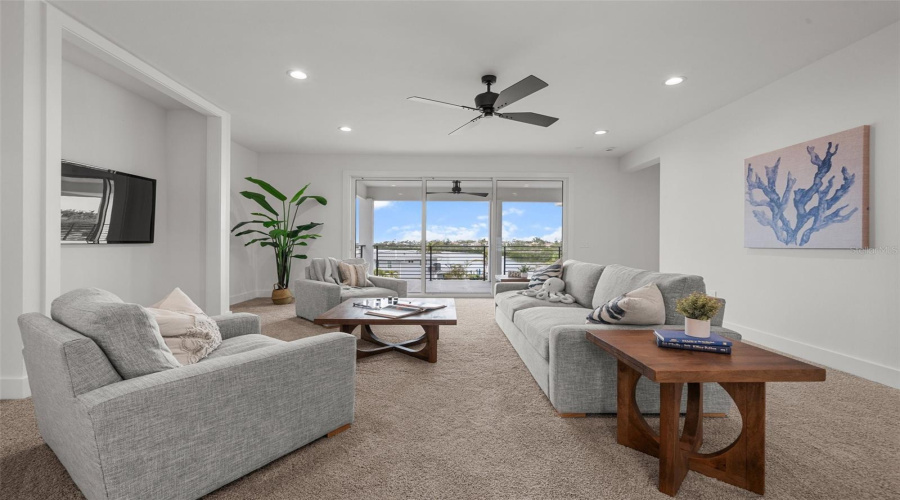 Longboat Key, Florida 34228, 5 Bedroom Bedrooms, ,5 Bathroombathrooms,Residential,For Sale,Buttonwood,0,Mfra4640902