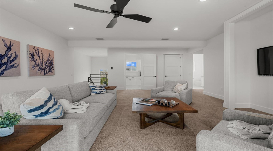 Longboat Key, Florida 34228, 5 Bedroom Bedrooms, ,5 Bathroombathrooms,Residential,For Sale,Buttonwood,0,Mfra4640902