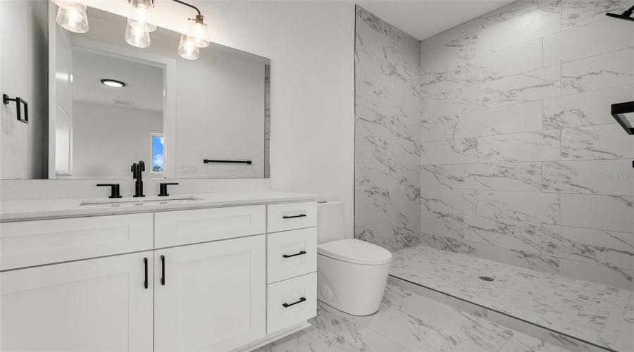 Longboat Key, Florida 34228, 5 Bedroom Bedrooms, ,5 Bathroombathrooms,Residential,For Sale,Buttonwood,0,Mfra4640902