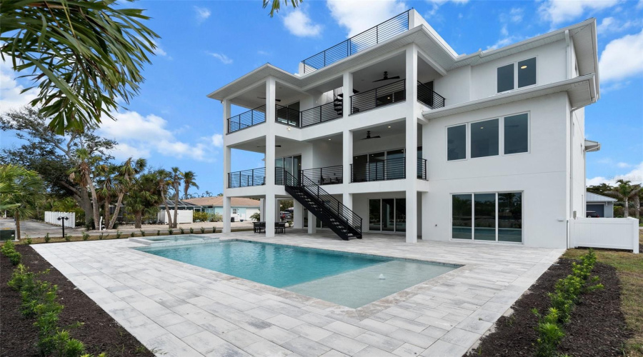 Longboat Key, Florida 34228, 5 Bedroom Bedrooms, ,5 Bathroombathrooms,Residential,For Sale,Buttonwood,0,Mfra4640902