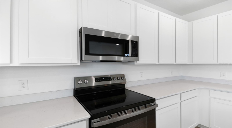 Winter Haven, Florida 33884, 4 Bedroom Bedrooms, ,3 Bathroombathrooms,Residential,For Sale,Mickey,0,Mfrs5137804