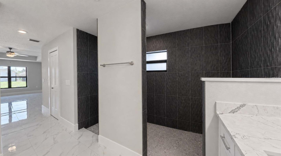 Lehigh Acres, Florida 33976, 3 Bedroom Bedrooms, ,2 Bathroombathrooms,Residential,For Sale,14Th,0,Mfrc7527391
