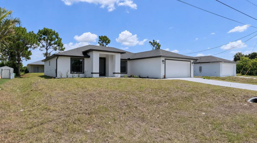 Lehigh Acres, Florida 33976, 3 Bedroom Bedrooms, ,2 Bathroombathrooms,Residential,For Sale,14Th,0,Mfrc7527391