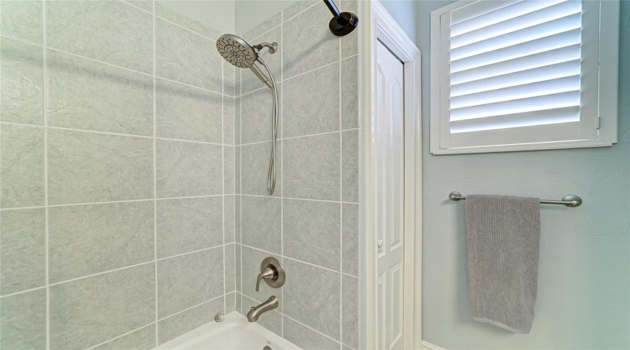 Palmetto, Florida 34221, 4 Bedroom Bedrooms, ,2 Bathroombathrooms,Residential,For Sale,10Th,0,Mfra4695757