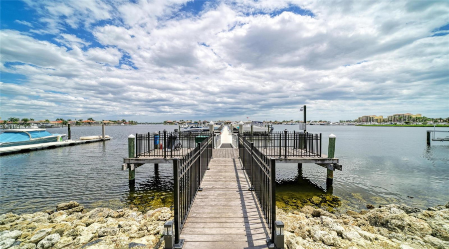 Palmetto, Florida 34221, 4 Bedroom Bedrooms, ,2 Bathroombathrooms,Residential,For Sale,10Th,0,Mfra4695757