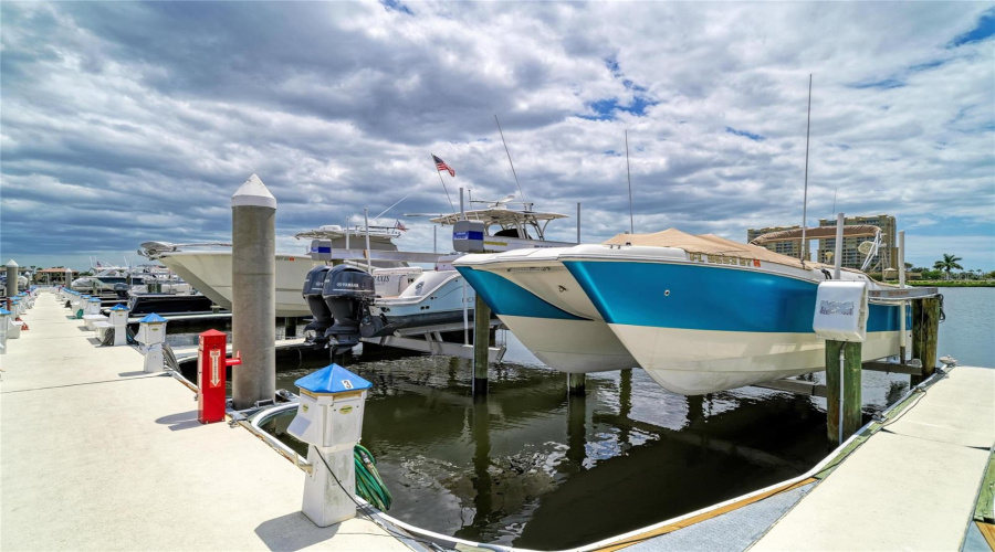 Dock