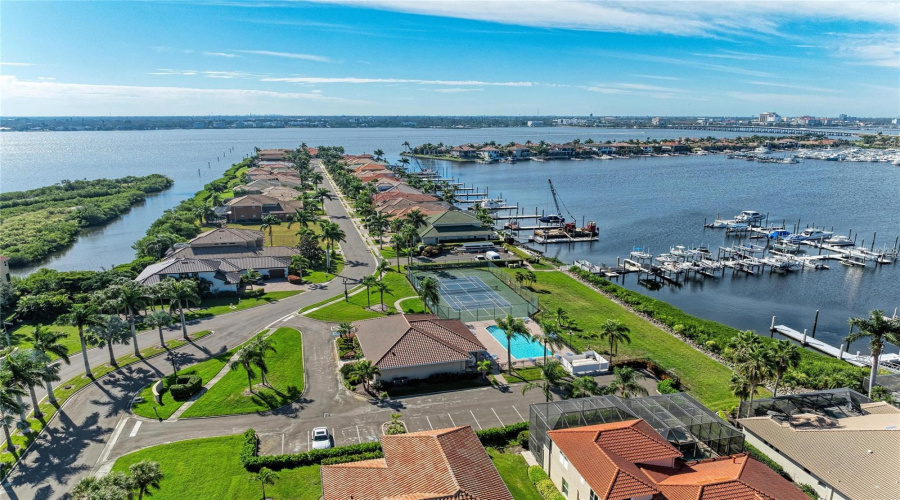 Palmetto, Florida 34221, 4 Bedroom Bedrooms, ,2 Bathroombathrooms,Residential,For Sale,10Th,0,Mfra4695757